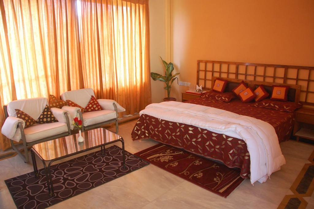 Hotel Maruti Mandapam Jabalpur Room photo